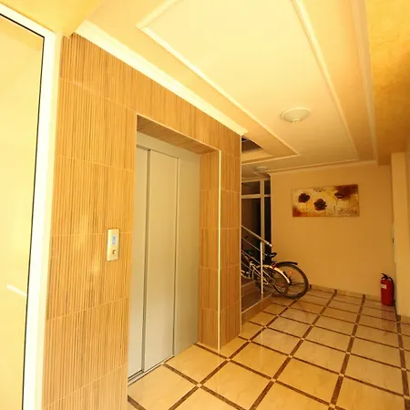 Vip Park Apartment Sunny Beach